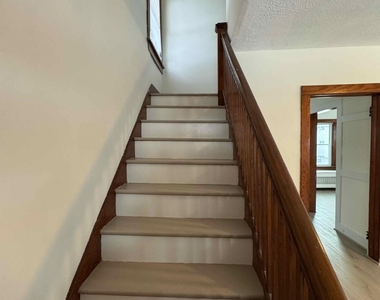 1116 Fairfield Street - Photo Thumbnail 6
