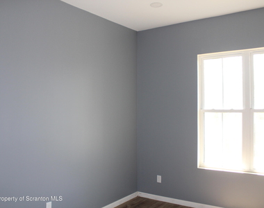1122 Luzerne Street - Photo Thumbnail 7