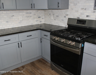 1122 Luzerne Street - Photo Thumbnail 3
