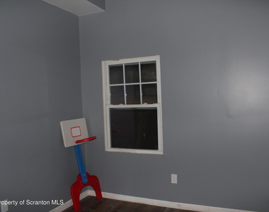 1122 Luzerne Street - Photo Thumbnail 9