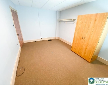 326 Lehigh Avenue - Photo Thumbnail 9