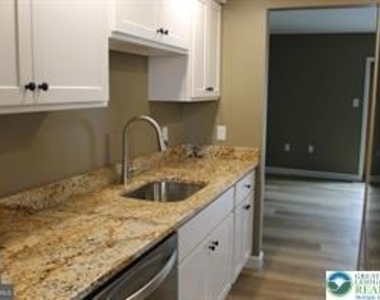 2620 Mountain Lane - Photo Thumbnail 10