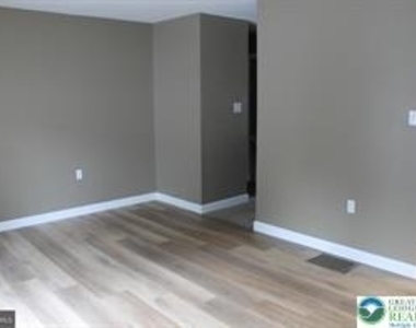2620 Mountain Lane - Photo Thumbnail 21