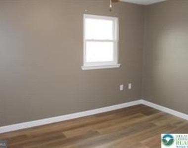 2620 Mountain Lane - Photo Thumbnail 16