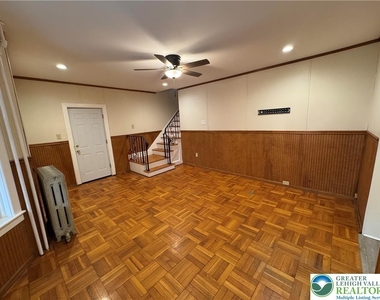 1247 Jackson Street - Photo Thumbnail 2