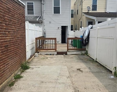 856 N 8th Street - Photo Thumbnail 12
