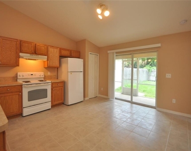 69 Rose Drive - Photo Thumbnail 11