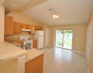 69 Rose Drive - Photo Thumbnail 9