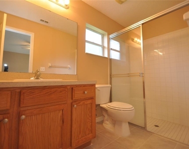 69 Rose Drive - Photo Thumbnail 21