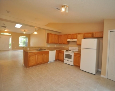 69 Rose Drive - Photo Thumbnail 10