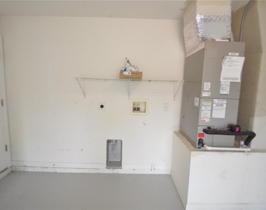 69 Rose Drive - Photo Thumbnail 28