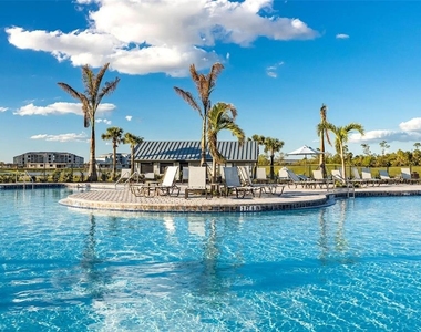 14061 Heritage Landing Boulevard - Photo Thumbnail 1