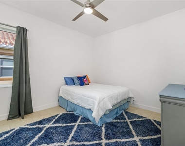 7070 Indus Valley Circle - Photo Thumbnail 11