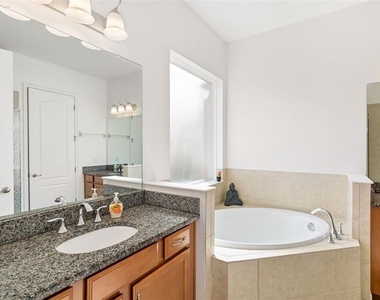 7070 Indus Valley Circle - Photo Thumbnail 26