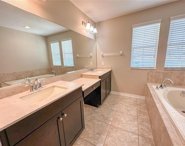 8979 39th Street Circle E - Photo Thumbnail 13