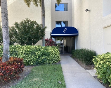 6114 43rd Street W - Photo Thumbnail 1