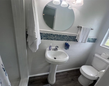 4620 7th Avenue W - Photo Thumbnail 22