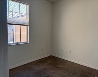3429 Parkridge Circle - Photo Thumbnail 22