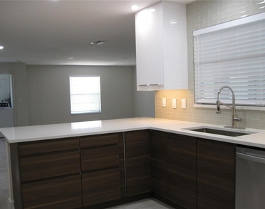 1208 76th Street Nw - Photo Thumbnail 4