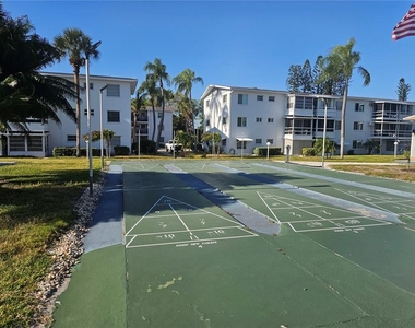 5896 Palm Lane - Photo Thumbnail 16