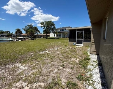 12884 Bacchus Road - Photo Thumbnail 14