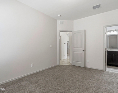 1177 Night Sky Street - Photo Thumbnail 26