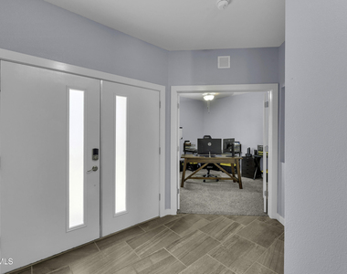 12631 Mark Twain Avenue - Photo Thumbnail 11