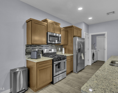 12631 Mark Twain Avenue - Photo Thumbnail 28