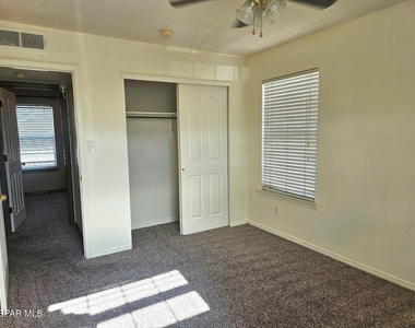 1657 Saint Vitus Place - Photo Thumbnail 15