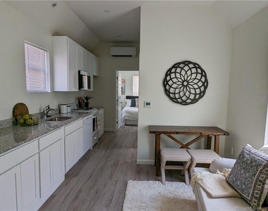 1187 Broad Street - Photo Thumbnail 3