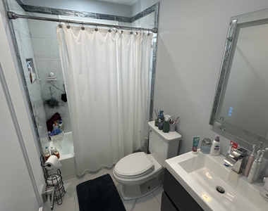 180 Pleasantview Avenue - Photo Thumbnail 8