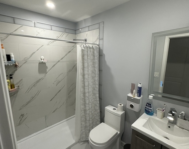 180 Pleasantview Avenue - Photo Thumbnail 15