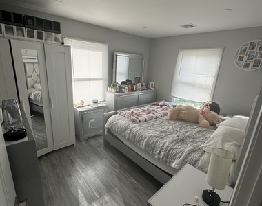 180 Pleasantview Avenue - Photo Thumbnail 13