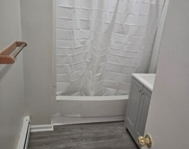 640 Elm Street - Photo Thumbnail 4