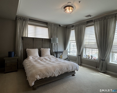 85 Memorial Road - Photo Thumbnail 19