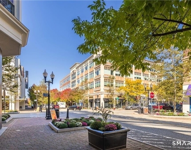 85 Memorial Road - Photo Thumbnail 31