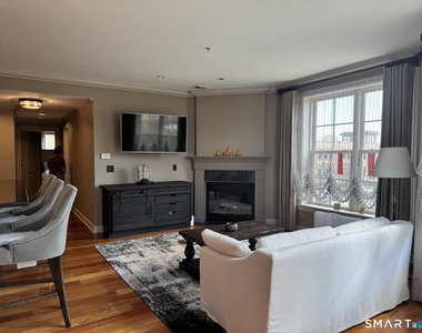 85 Memorial Road - Photo Thumbnail 17