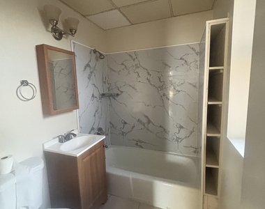 1804 Barnum Avenue - Photo Thumbnail 3
