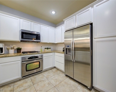 11386 Belmont Lake Drive - Photo Thumbnail 7