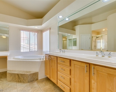 9620 Sedona Hills Court - Photo Thumbnail 43