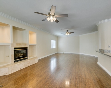 9620 Sedona Hills Court - Photo Thumbnail 17