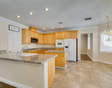 9620 Sedona Hills Court - Photo Thumbnail 21