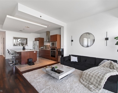 4471 Dean Martin Drive - Photo Thumbnail 21