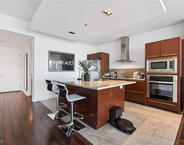 4471 Dean Martin Drive - Photo Thumbnail 24