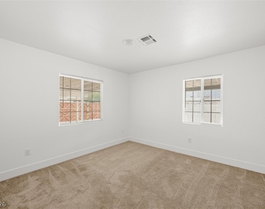 623 N 10th Street - Photo Thumbnail 11