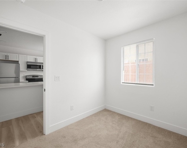 623 N 10th Street - Photo Thumbnail 7