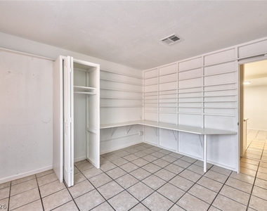 3912 Torsby Place - Photo Thumbnail 8