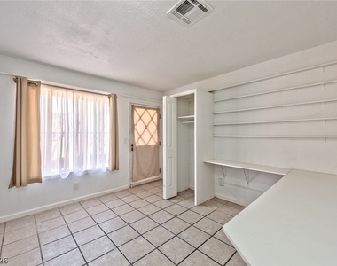 3912 Torsby Place - Photo Thumbnail 9