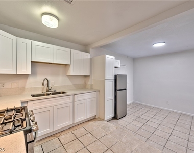 3912 Torsby Place - Photo Thumbnail 3