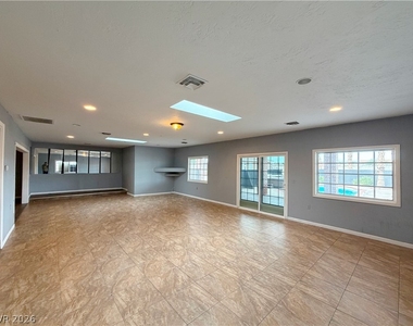 2010 E Pebble Road - Photo Thumbnail 18
